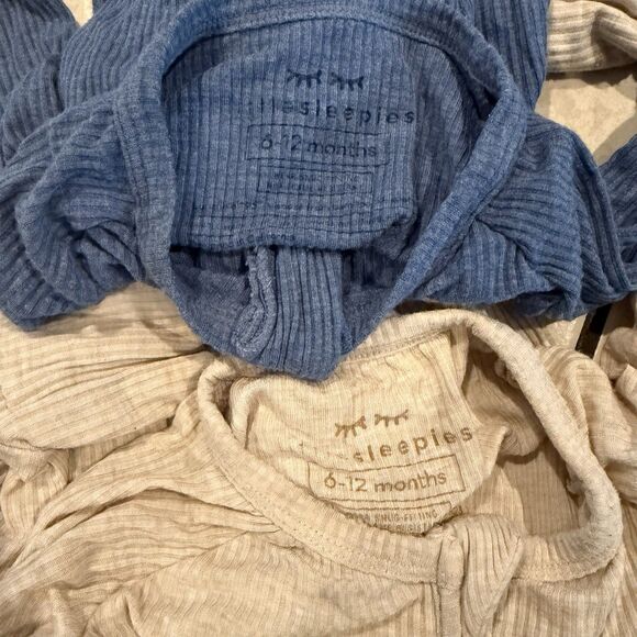 Little Sleepies Lot Bundle Of 2 Size 6-12 Months Wash Wear Play Girls Baby - Picture 3 of 3